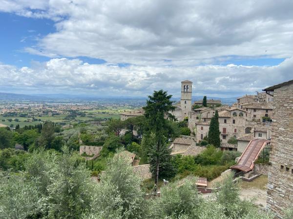 Panorama sulla valle Umbra con vista da Assisi.